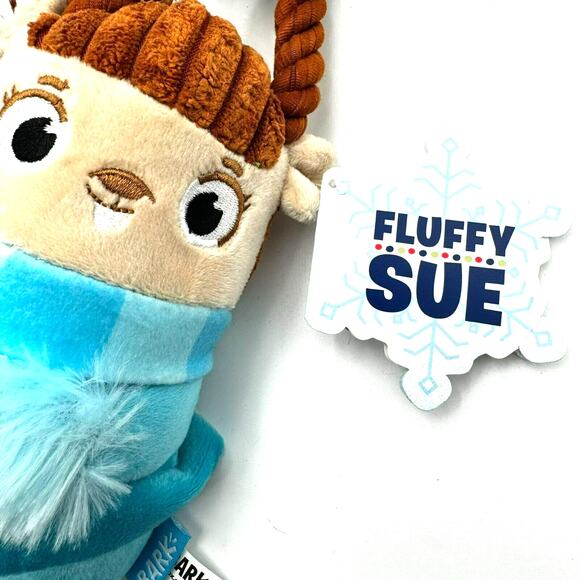 BARK BOX | NEW Fluffy Sue Medium‎ Plush Dog Toy Squeak Crinkle t-shirt rope Who - Picture 2 of 6